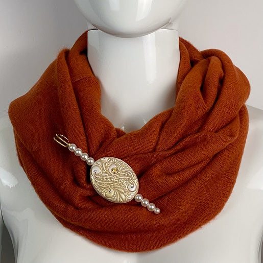Collana con Perle Multicolor e Chiusura in Argento e Zirconi Collana con Perle Multicolor e Chiusura in Argento e Zirconi