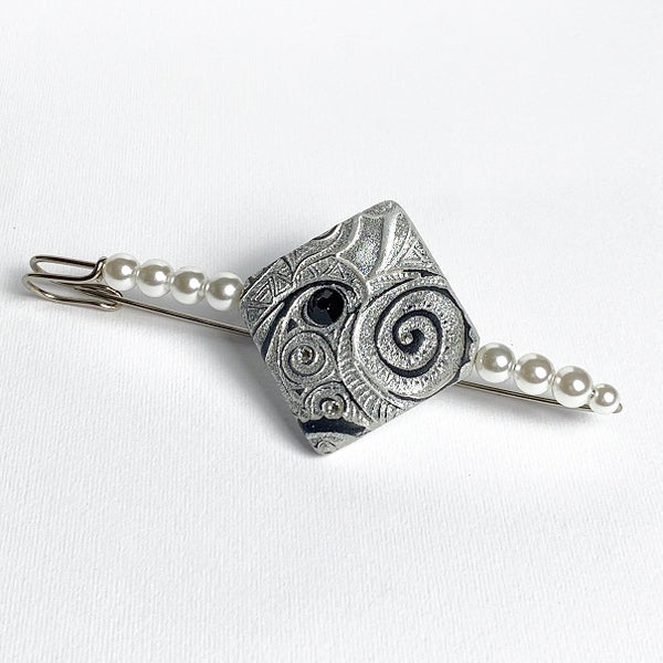 Spilla Gioiello Artigianale con Cristalli Swarovski®  Argento/Nero